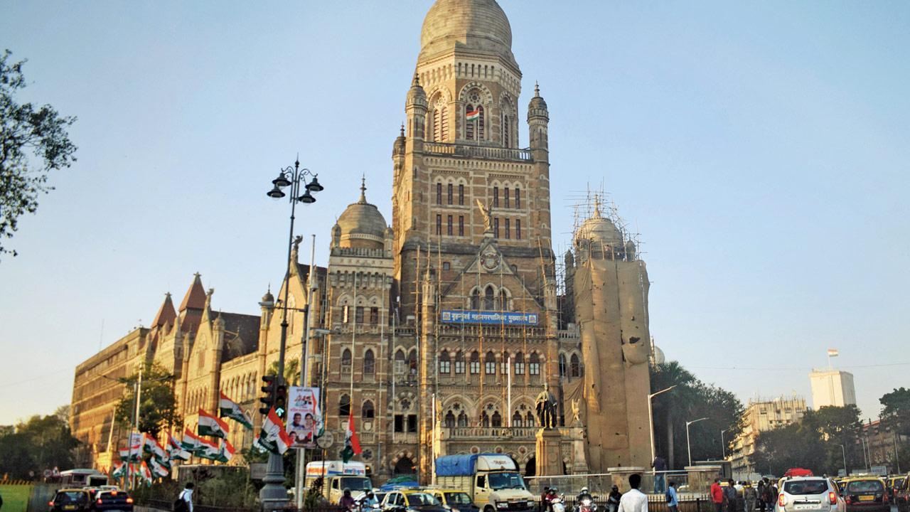 Mumbai: Early Diwali for BMC, but not for BEST