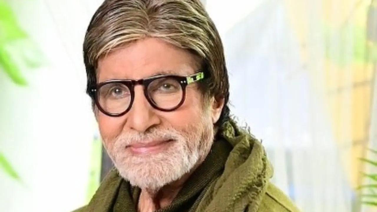 Amitabh Bachchan honours Telugu film star Chiranjeevi with ANR award