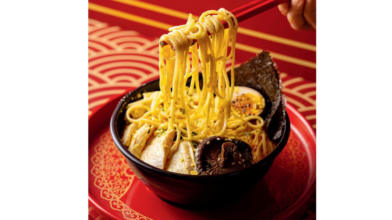Chicken shoyu ramen 