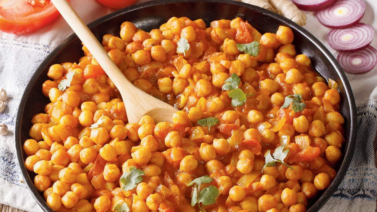 Chickpeas can be a good vegan source of protein