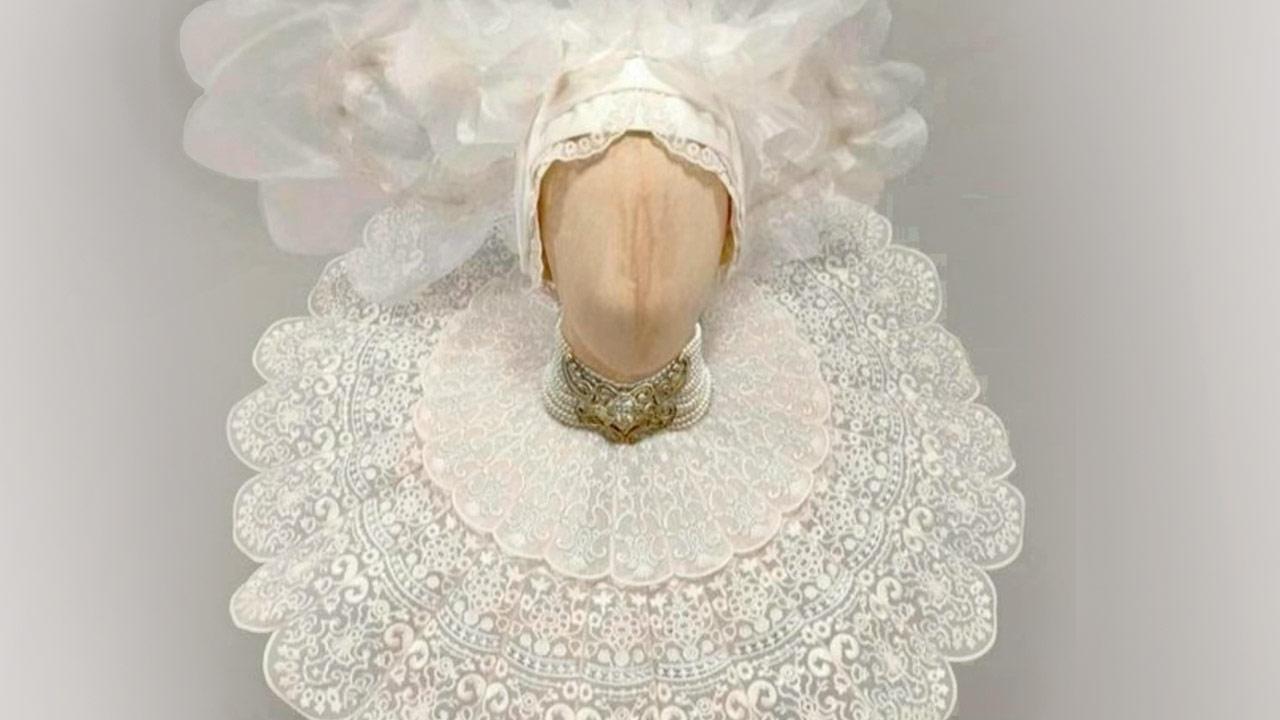 Participants will learn how to craft Lucy Westenra’s collar and veil