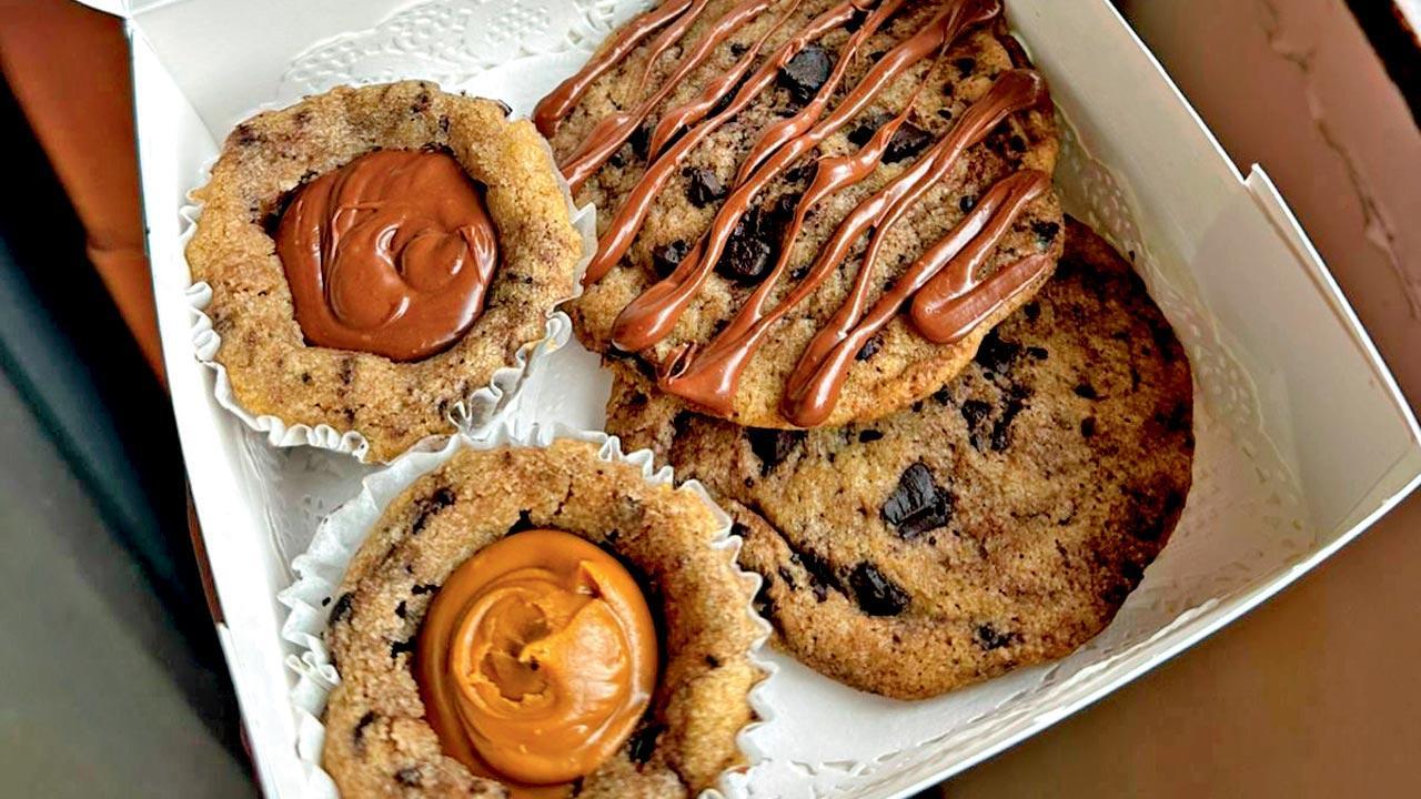 Cookie or cupcake?  Cookie cup is a new viral dessert that has arrived in Mumbai