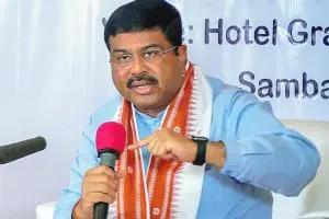 Union minister Dharmendra Pradhan meets Singapore PM to strengthen educational cooperation