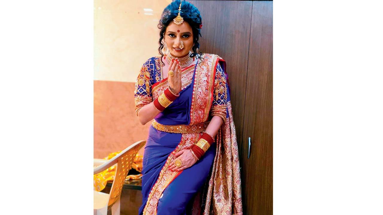 Pramila Lodgekar, lavani performer