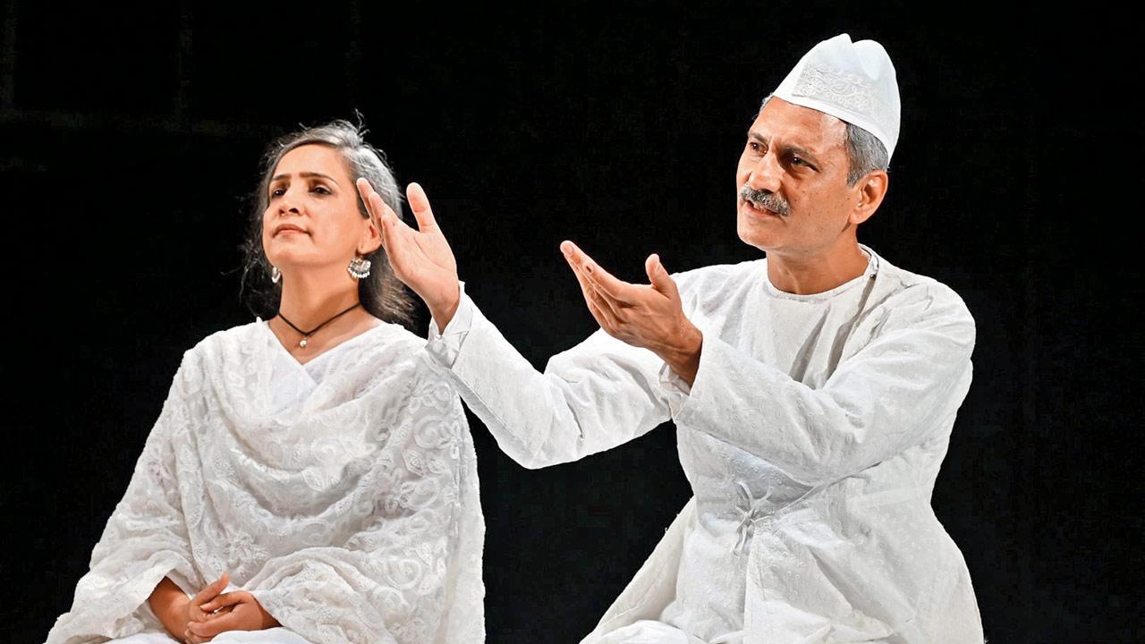 Book this dramaMahmood Farooqui (extreme right) and Poonam Girdhani’s Dastan-E-Ret Samadhi take Geetanjali Shree’s Booker Prize-winning novel, Tomb of Sand and transform it into a dastangoi performance.ON November 9, 9 pm; November 10, 5 pmENTRY Rs 750