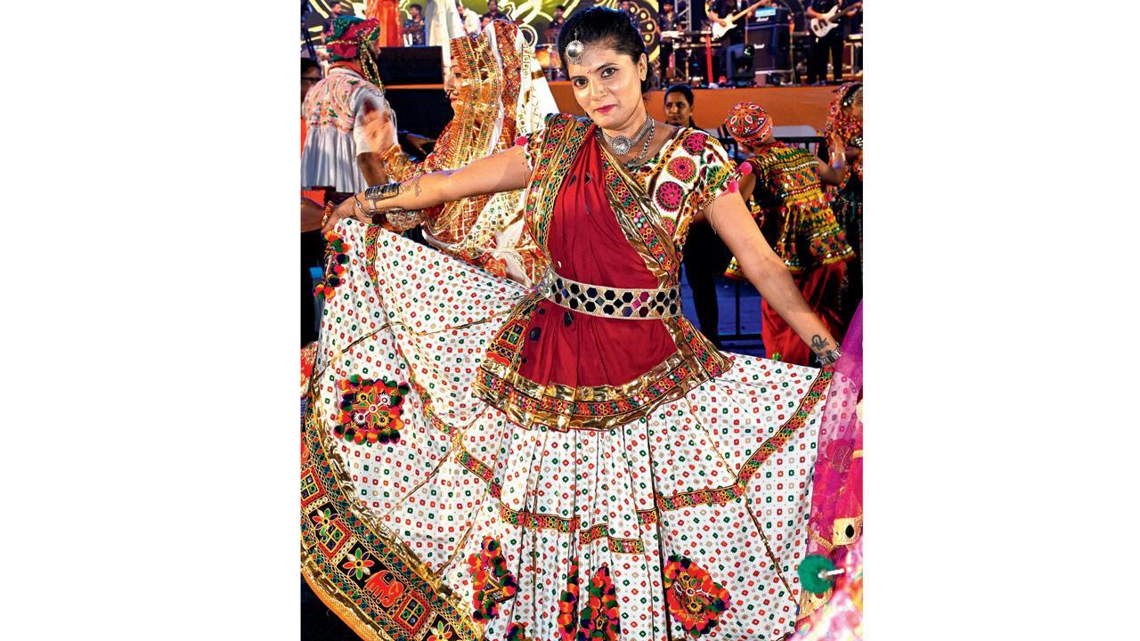 Navratri 2024: Follow these expert hacks to enjoy dancing without a problem