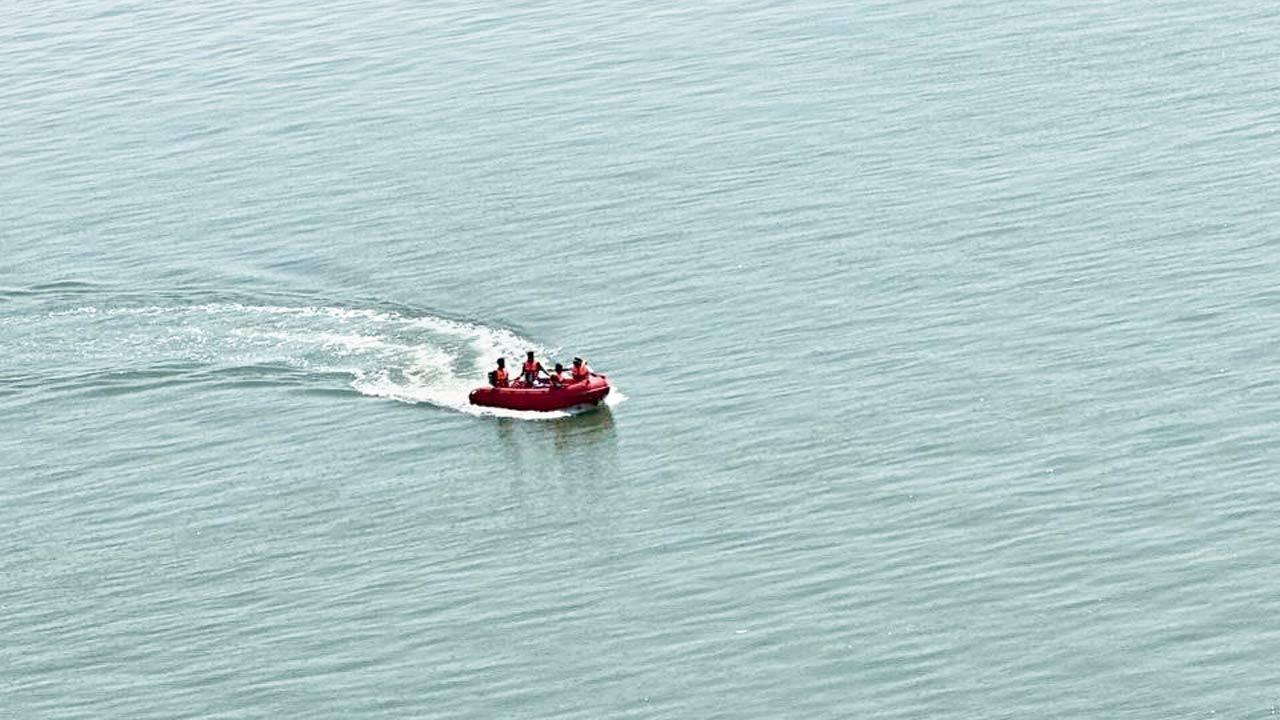 Currents hamper Atal Setu rescue ops, say Mumbai police