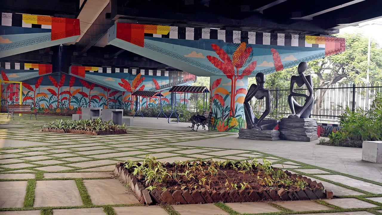 Pedestrians find it hard to cross at this rare well-maintained spot. Pic/Ashish Raje