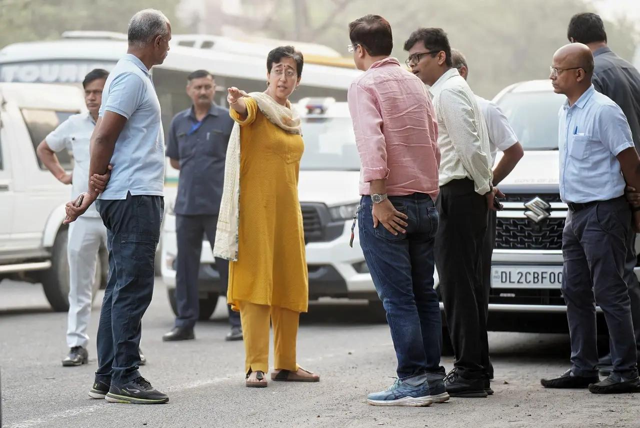 Delhi CM Atishi and ministers examine roads for a 'pothole-free' in the national capital