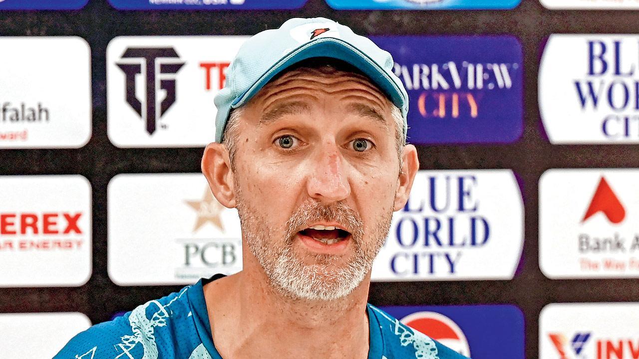 Australia rest Test players as Gillespie steps in as Pakistan coach after Kirsten's resignation