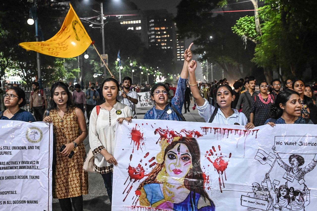 Earlier, the protesting doctors have accused the authorities of obstructing their protest. They allege that the State police are using intimidation tactics, blocking essential supplies like water and bio-toilets, and even assaulting a junior doctor on the very first day of the protest