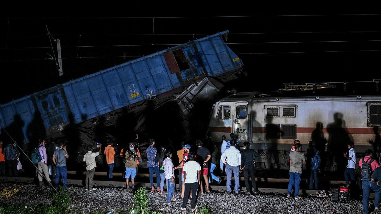 Tamil Nadu: Bagmati Express entered loop line where goods train was stationed, says Southern Railway GM