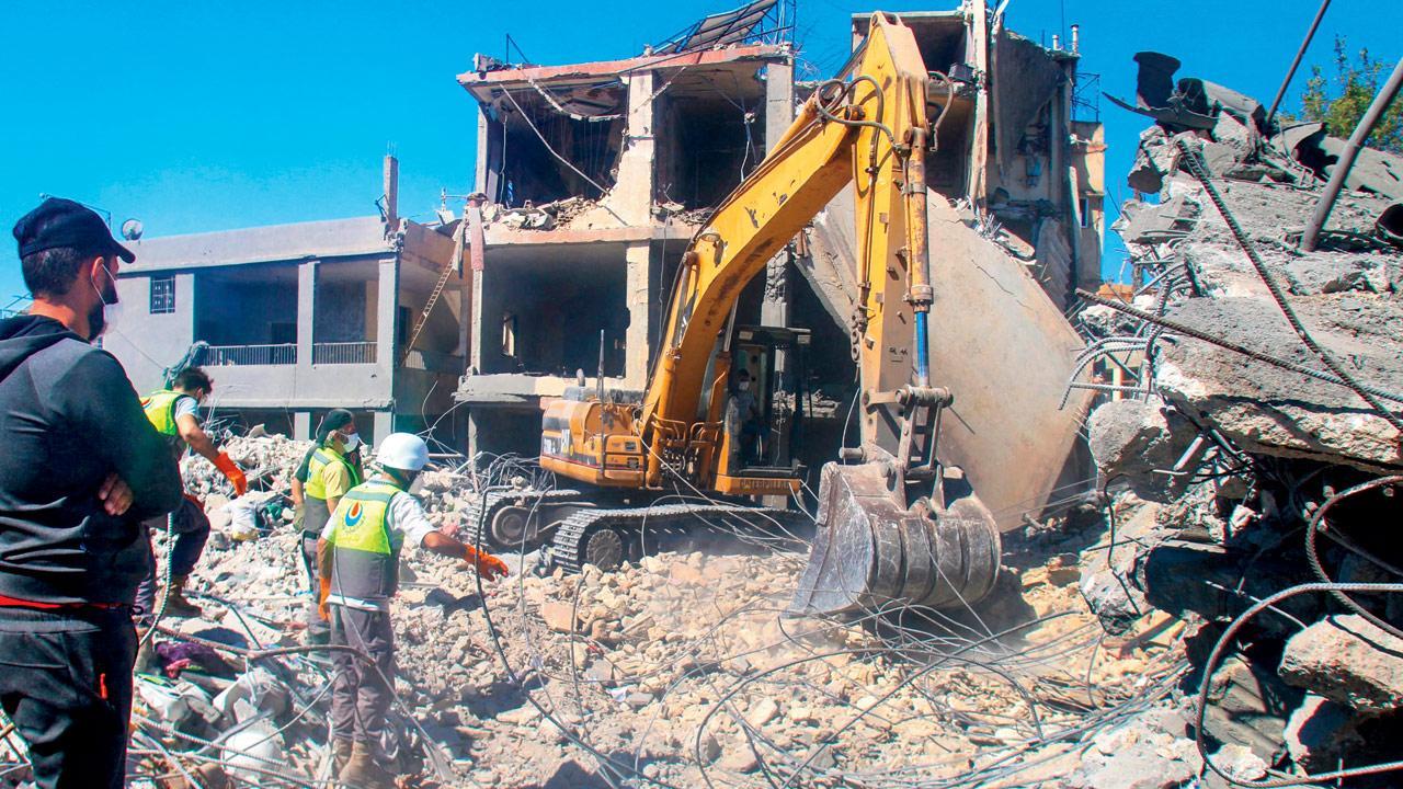 Israeli airstrike hits central Beirut