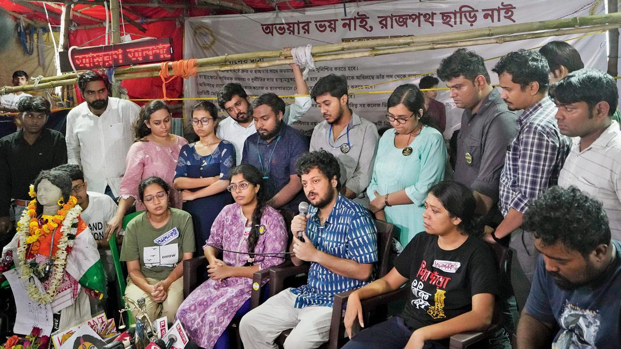 Kolkata doctor rape-murder: Junior doctors end fast-unto-death strike