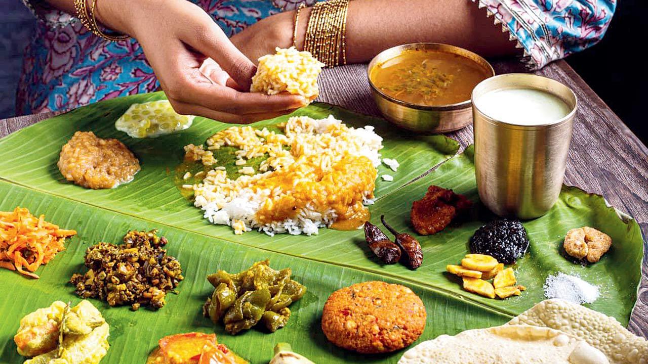 The sadya will feature delicacies like puliyodarai and erissery