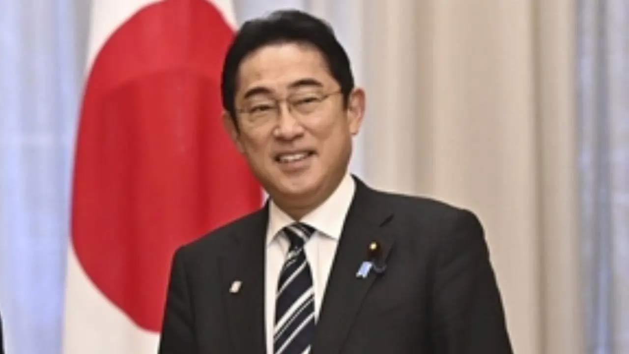 Japan PM Kishida steps down as planned before likely successor Ishiba takes office