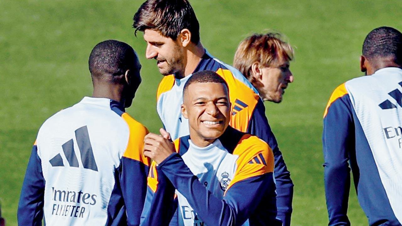 ‘Kylian seems happy’