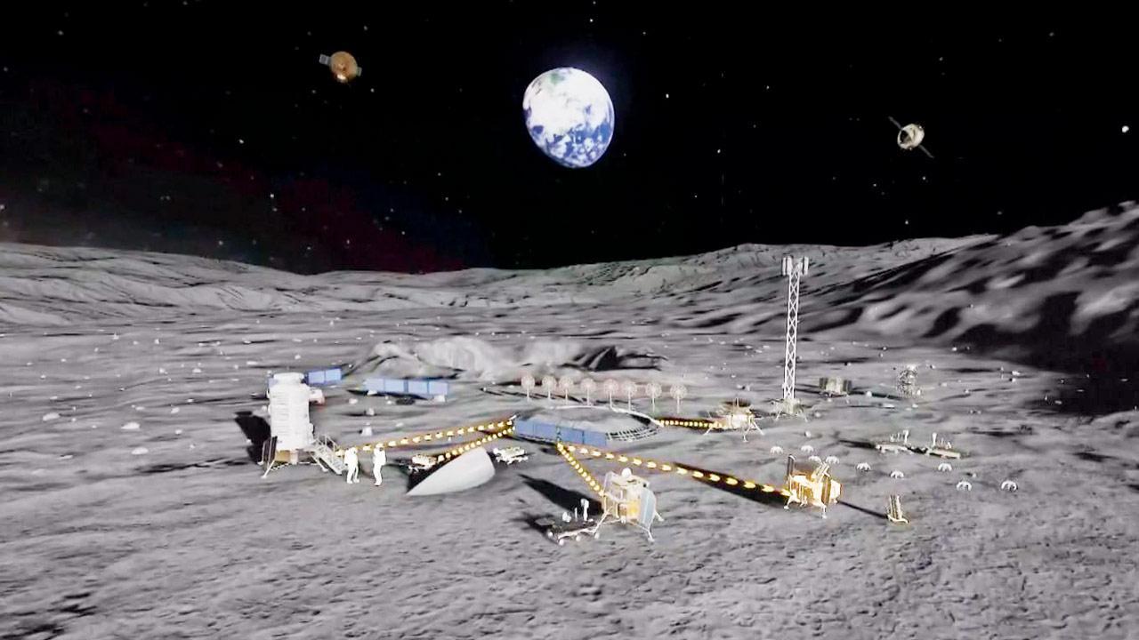 China to build lunar station, explore planets