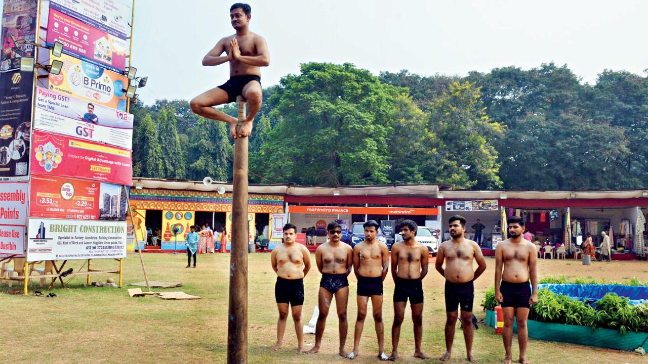 The Chembur pandal has hosted unique activities like mallakhamb