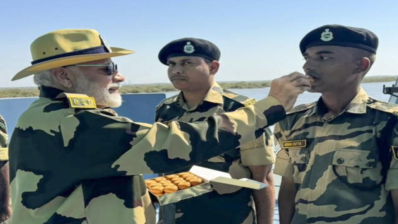 PM Modi celebrates Diwali 2024 with armed forces near Indo-Pak border in Kutch