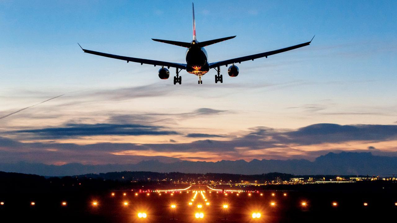 Bomb scare chaos at Mumbai airport