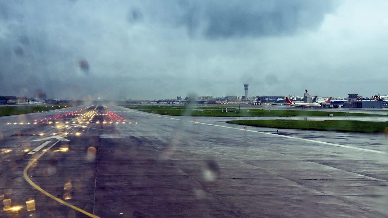 Mumbai airport runway to be closed for maintenance on October 17