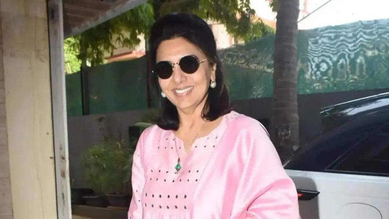Neetu Kapoor sends warm birthday wishes to 'samdhanji' Soni Razdan