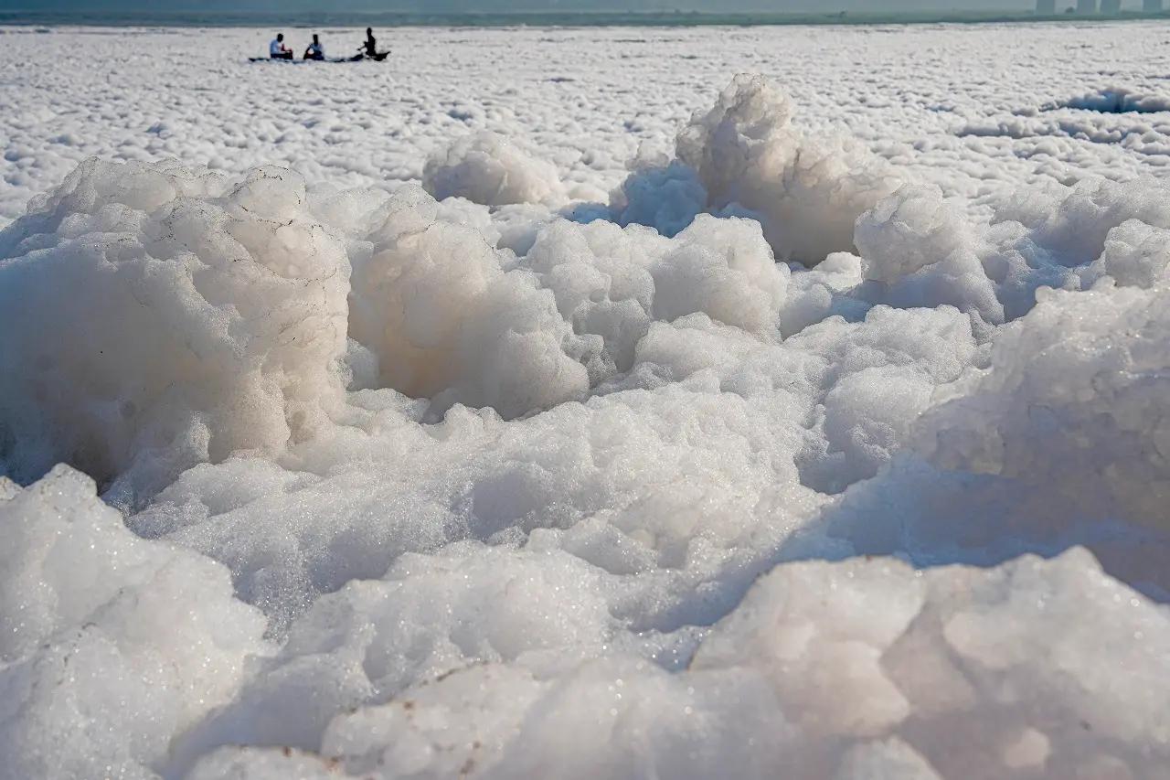 Toxic froth in Yamuna river raises environmental and health concerns, warn experts