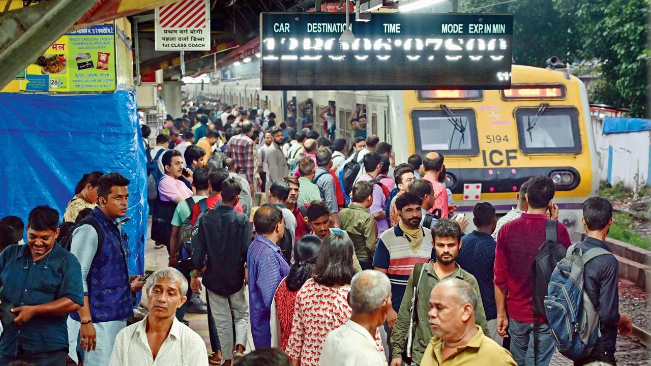 Mid-Day Impact: Prabhadevi platform to be reclaimed for commuters