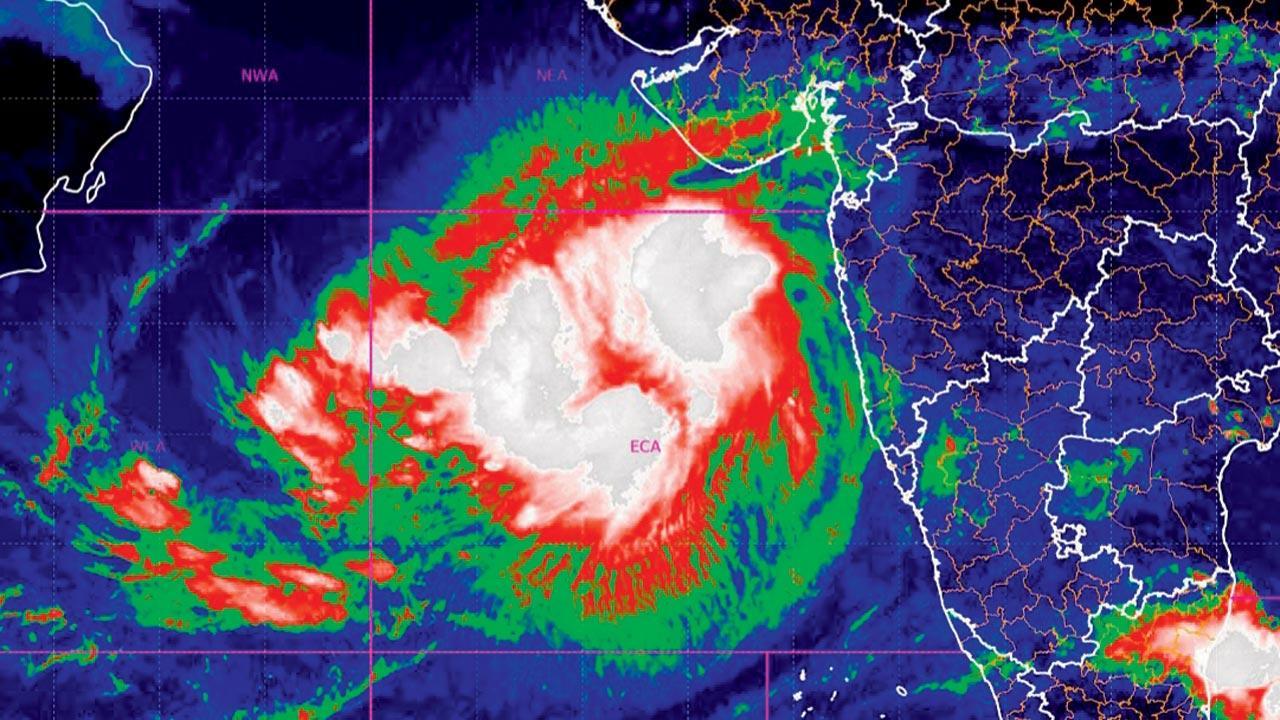 Mumbai weather updates: Prepare for rainy weekend, forecasters say