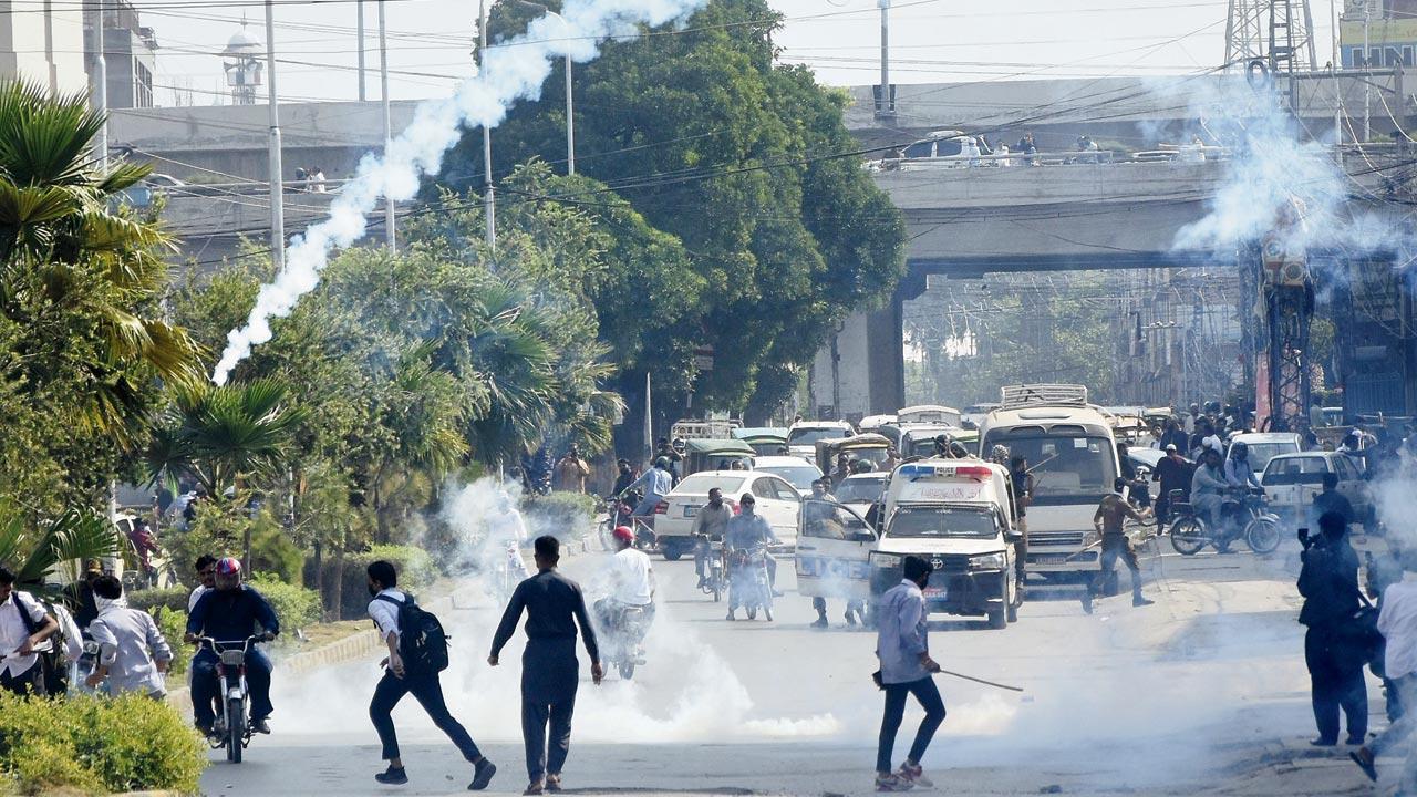 Pak’s Punjab shuts schools to contain protests over rape