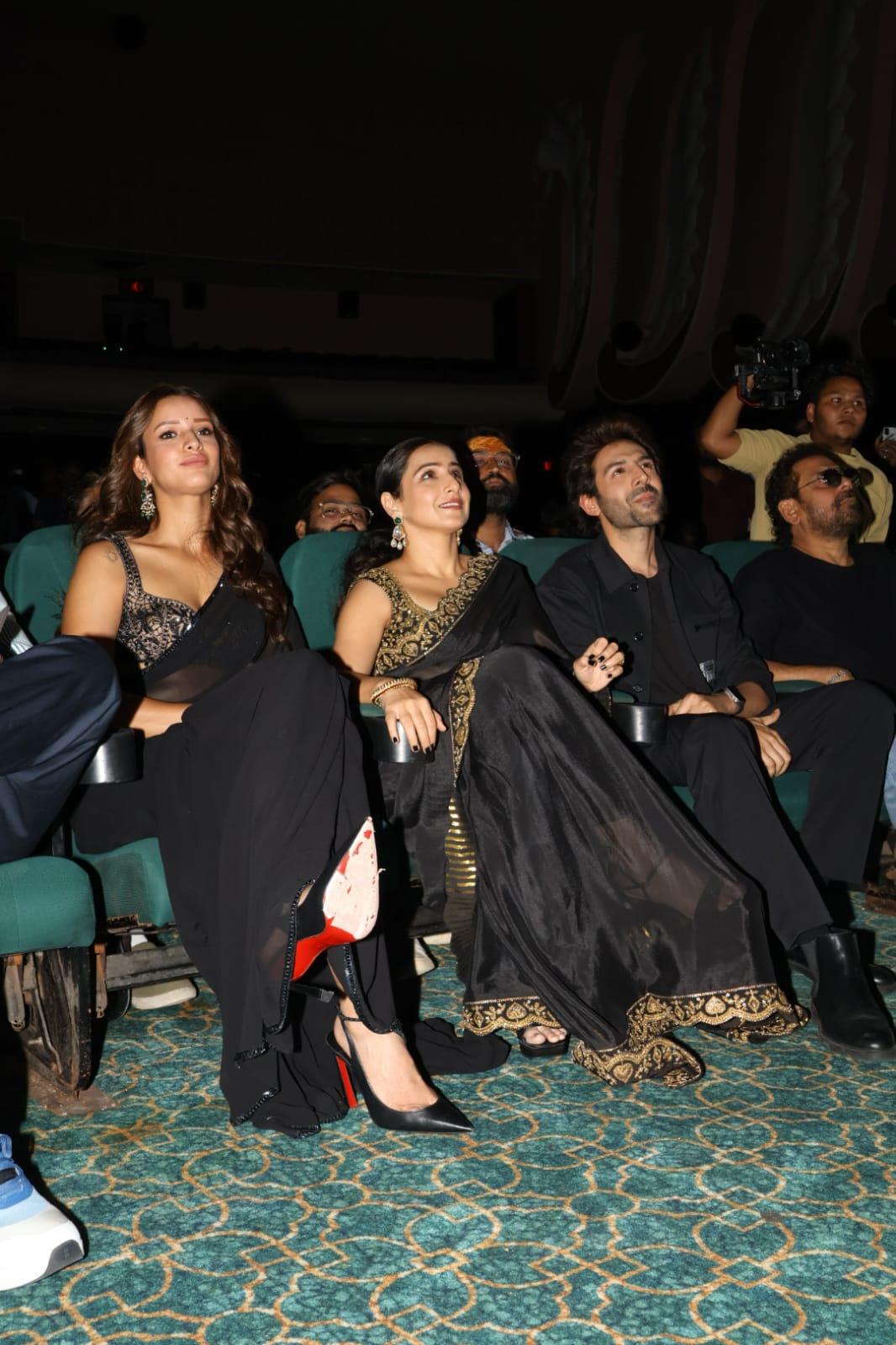 In the presence of fans and media, the cast unveiled the larger-than-life trailer
