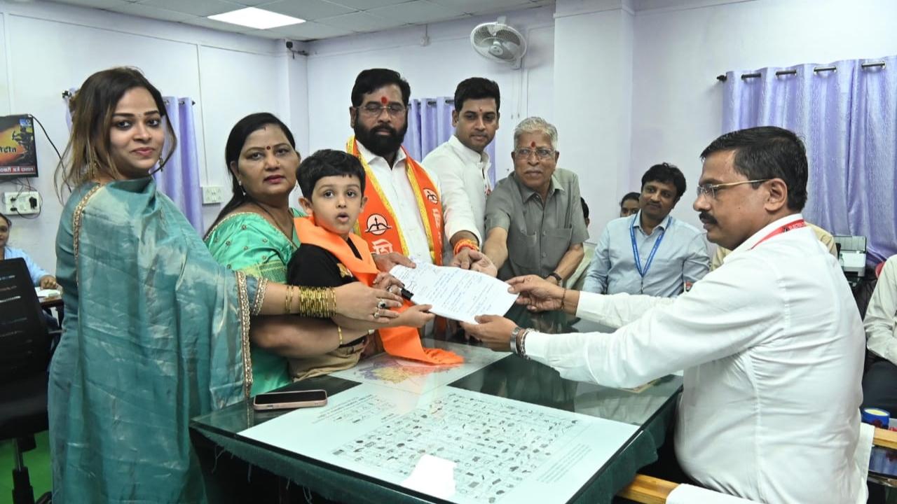 CM Shinde proceeded to file his nomination after after paying tribute to his political mentor late Anand Dighe and leading a roadshow