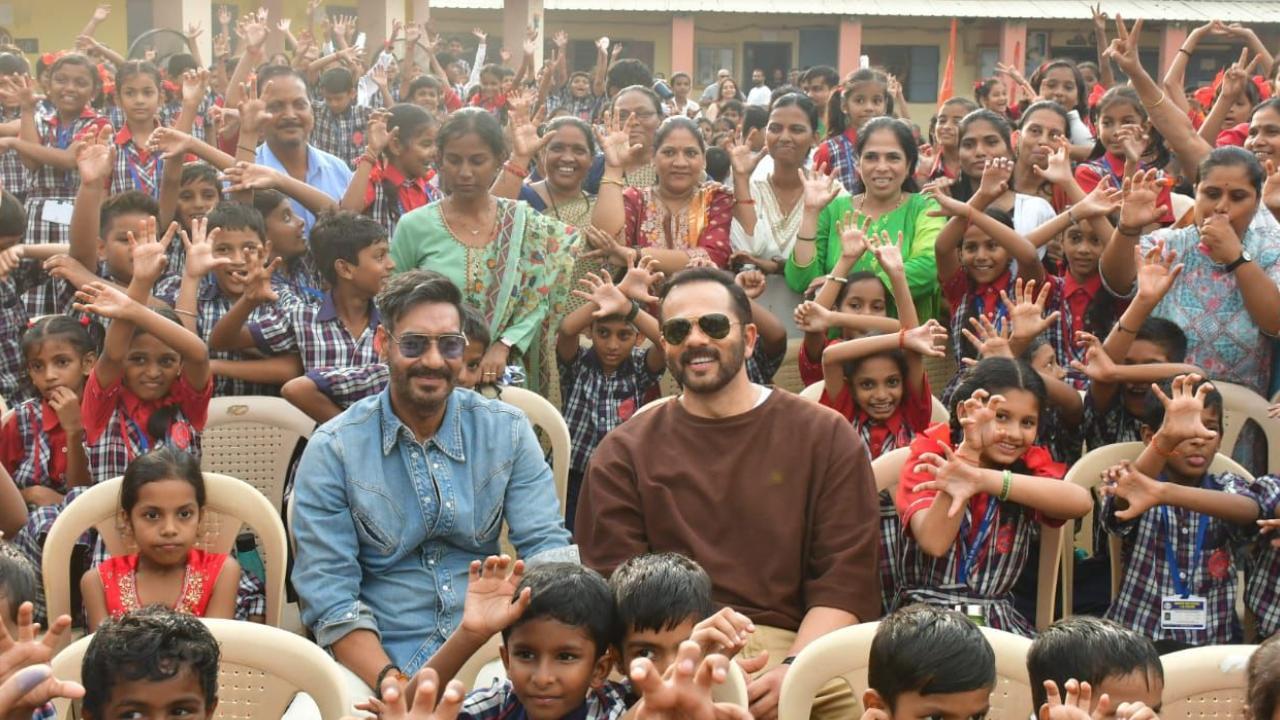 Singham Again team creates world record! Rohit Shetty & Ajay Devgn order largest number of vada pavs in single go
