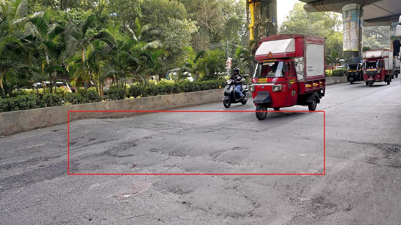 An out-of-shape speed breaker lacking visible markings near Sarvodaya hospital in Ghatkopar.PIC/ASHISH RAJE