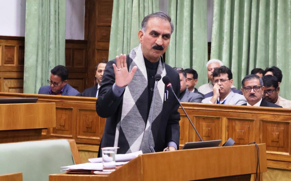Himachal CM discusses border, road infra with Rajnath Singh