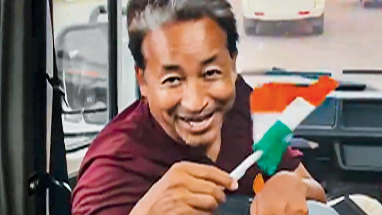 Wangchuk detained again, fast continues
