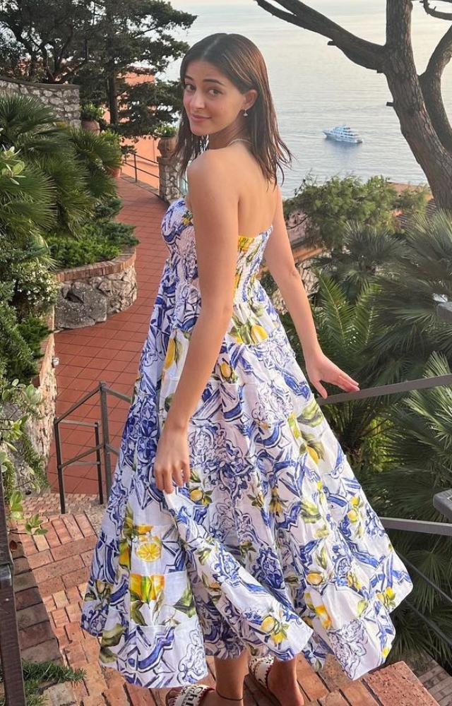 Ananya’s blue and white summer dress is everything comfortable. The yellow flowers on it add to its vibrancy and radiate energy, making it perfect for beach.