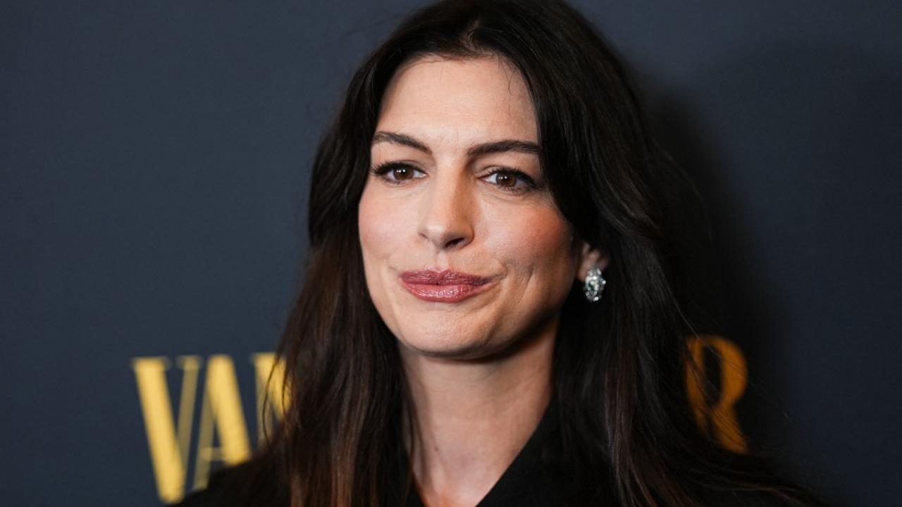 Anne Hathaway apologises to journalist 12 years after ‘awful’ interview - watch video