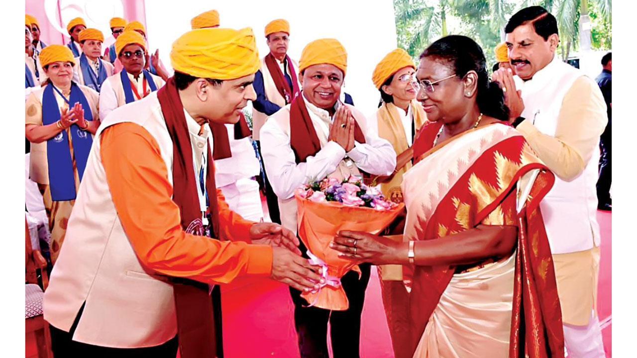 Dr. AK Dwivedi Expresses Gratitude to President for Special Budget Provisions for Anemia-Free India