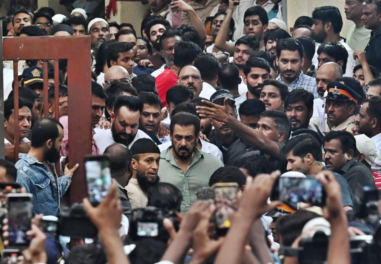 Bollywood superstar Salman Khan arrived at Baba Siddique's residence. Dressed in a green shirt, Khan was seen entering Siddique's home accompanied by a heavy security detail.