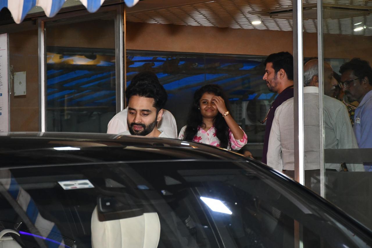 Producer Jackky Bhagnani was also among the celebs who paid Govinda a visit as he recuperates at the hospital. 