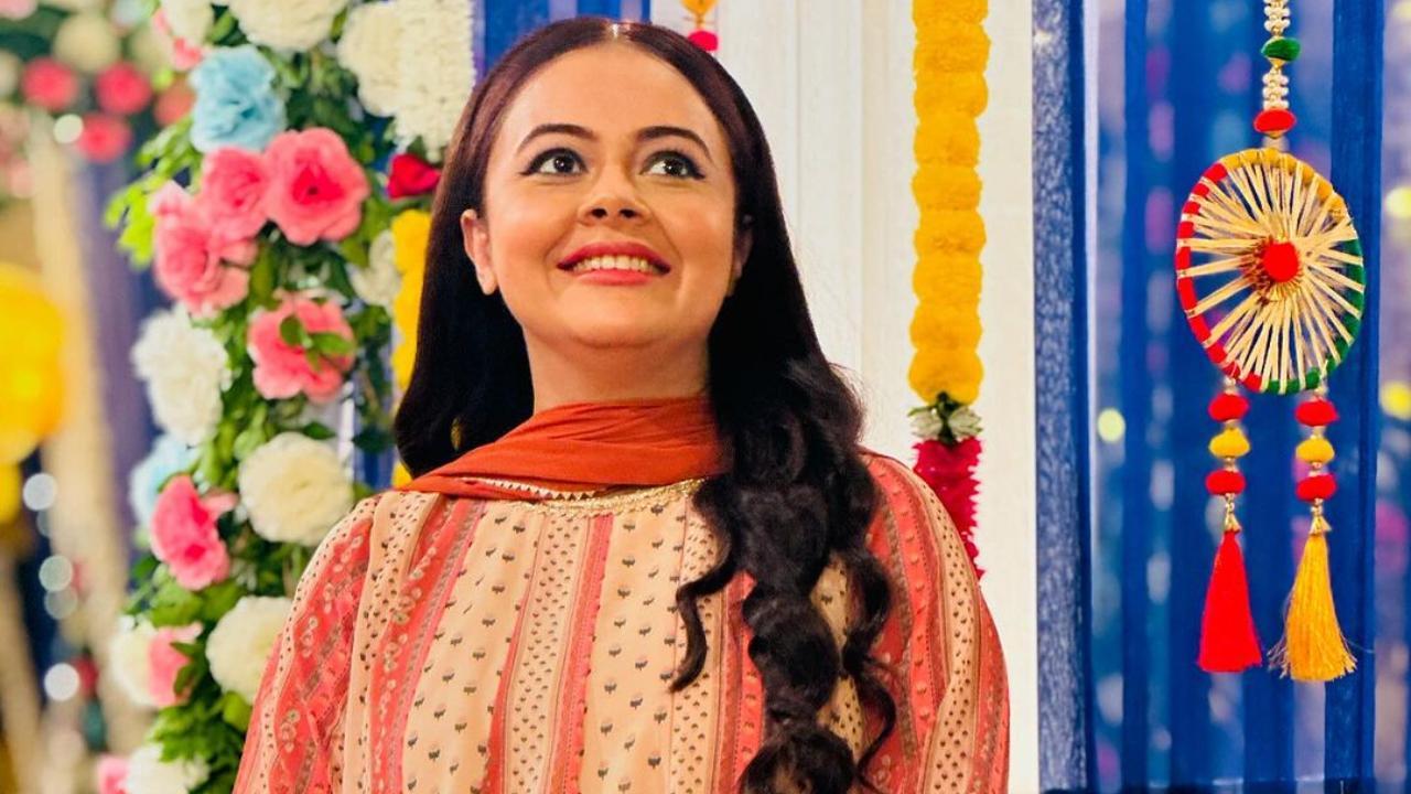 Devoleena Bhattacharjee shares her childhood memories of Durgo Puja