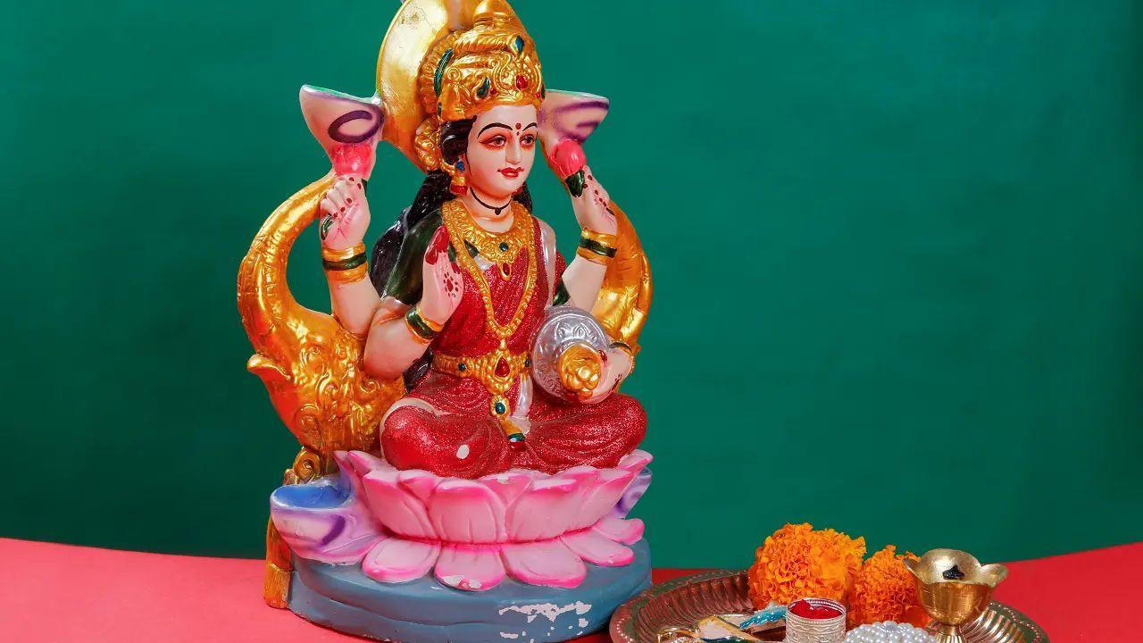 Dhanteras 2024: Date, Time, and Significance of Dhantrayodashi Puja