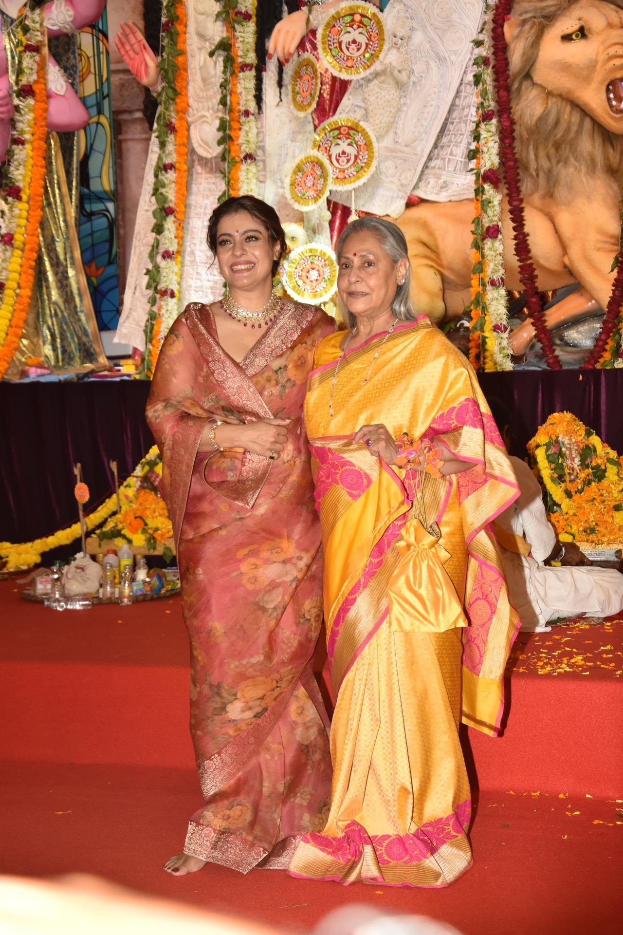 Jaya Bachchan also visited the Durga Puja pandal in Mumbai to offer prayers. For the occasion, Jaya opted for a yellow saree with a pink border. She joined Kajol, who wore a floral red-pink-toned saree.
