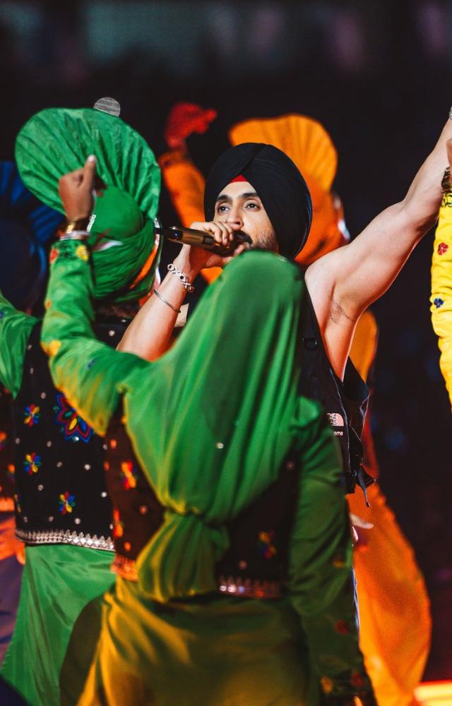 Diljit performed fan-favourite tracks such as `Born to Shine,` `GOAT,` and `Do You Know.`