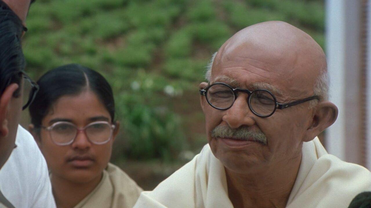 Hey Ram (2000): Naseeruddin Shah played a smaller role as Mahatma Gandhi in this film. 