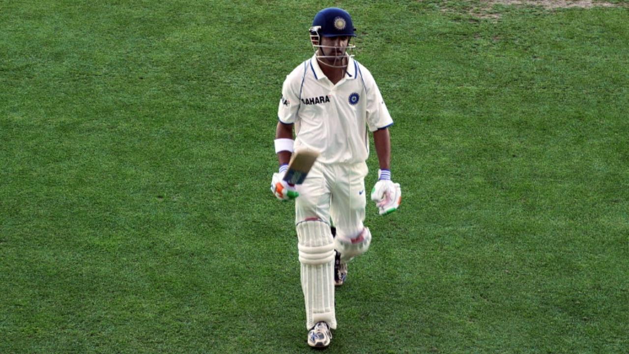 IND vs AUS Border-Gavaskar Trophy 2008
In the Test match at the Feroz Shah Kotla stadium between India and Australia in 2008, Gautam Gambhir played a knock of 206 runs. Facing 380 balls, he smashed 26 fours and 1 six. He stitched partnerships with Sachin Tendulkar and VVS Laxman
