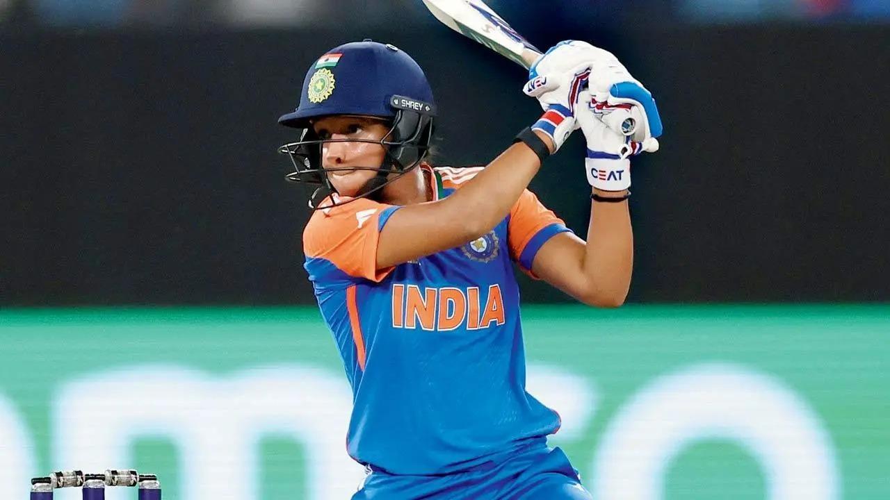 Australia to bat against India in Women's T20 World Cup contest