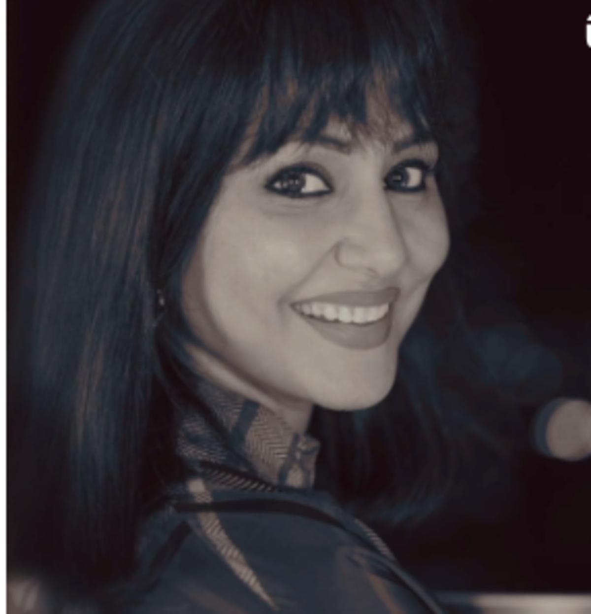 Hina had shared this look in a reel where she is een dancing and vibing. She seemed happy and healthy. She was also wearing a wig.